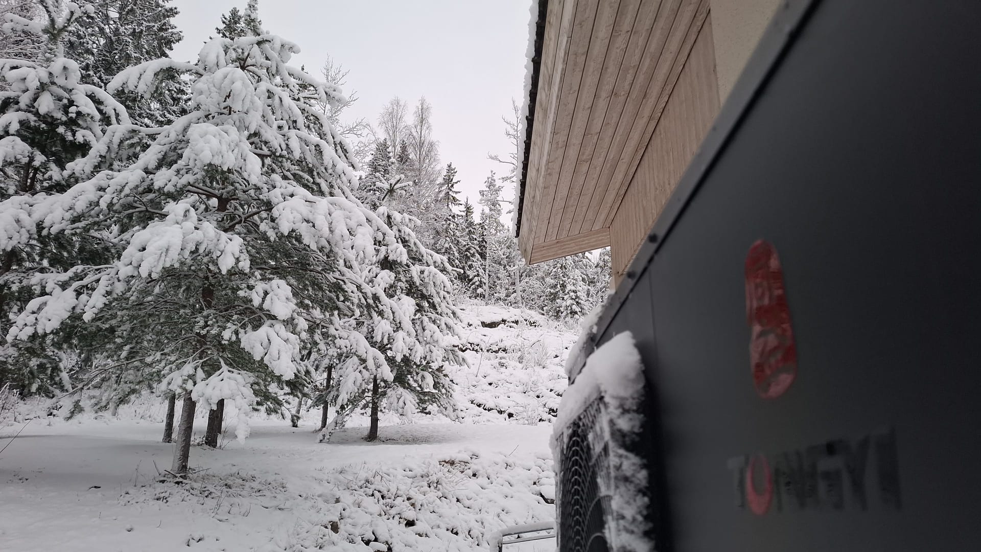 Lämpöpumppu pientalossa talvella